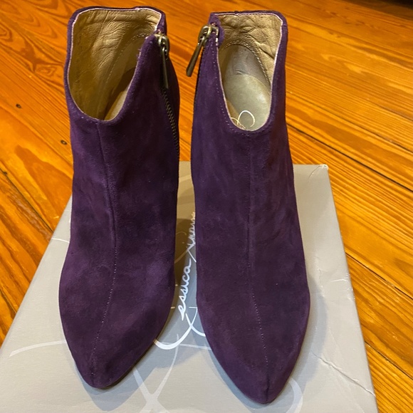 Jessica Simpson Pasadena Ankle Booties, Eggplant Suede, Sz. 7.5M. - Picture 4 of 16